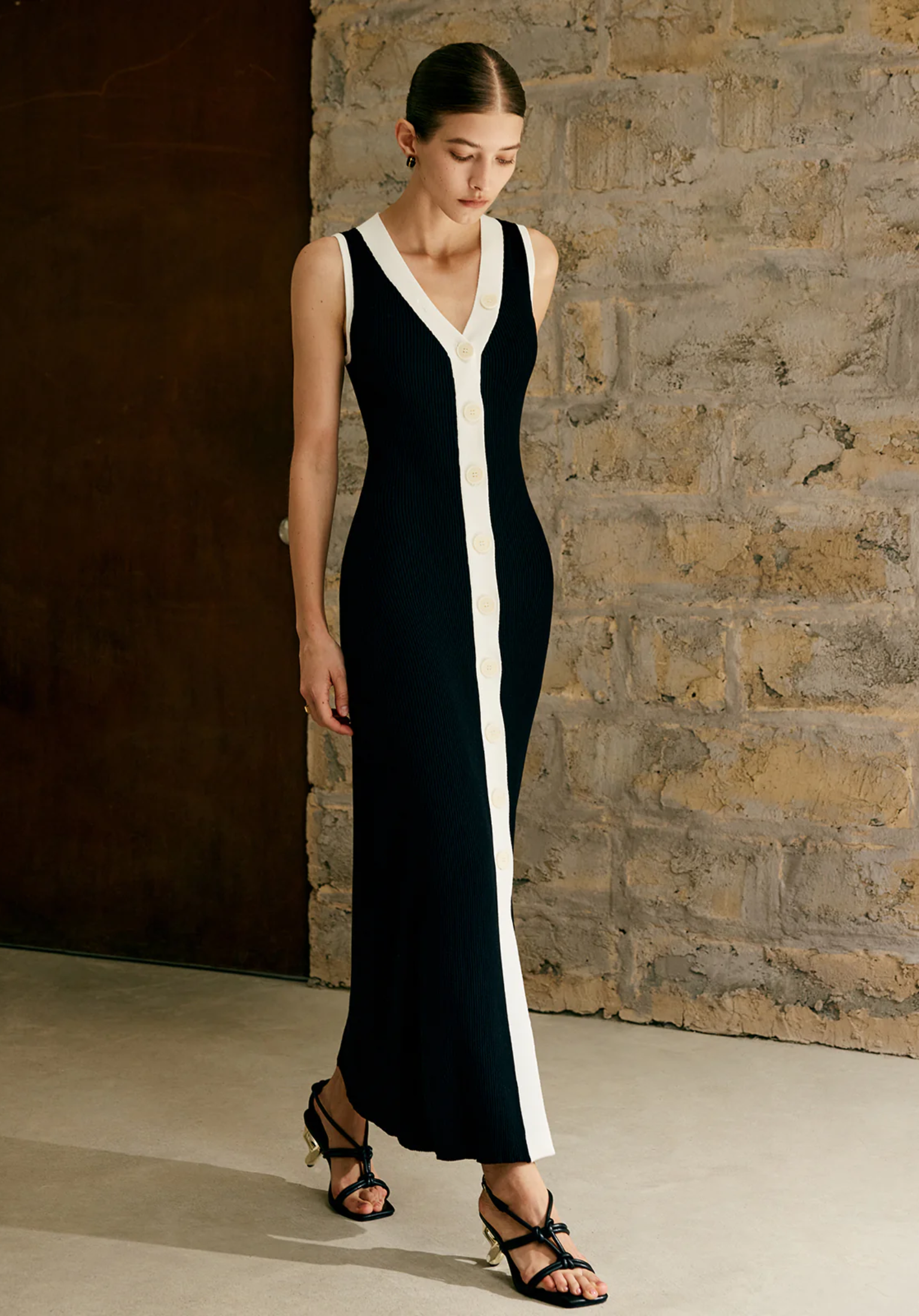 Contrast Trim Maxi Dress